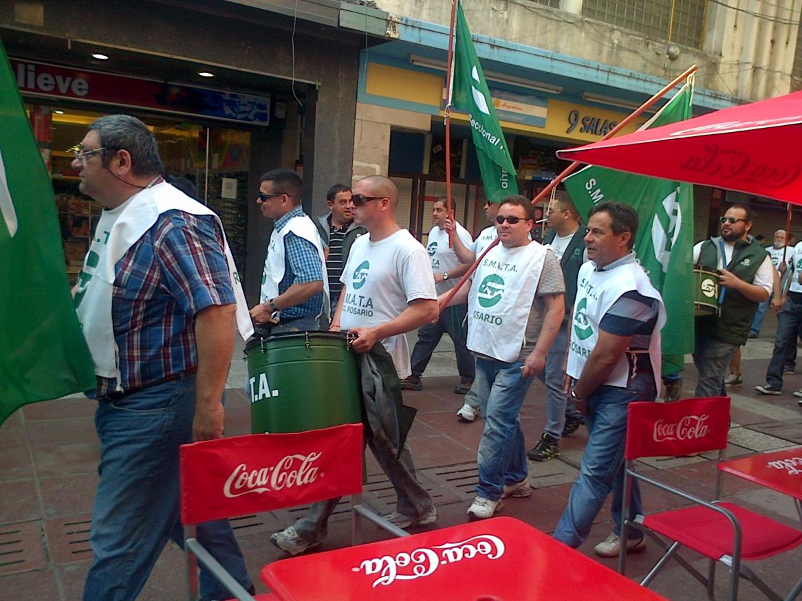 DEFENDIENDO LOS PUESTO DE TRABAJOS DE OTROS G