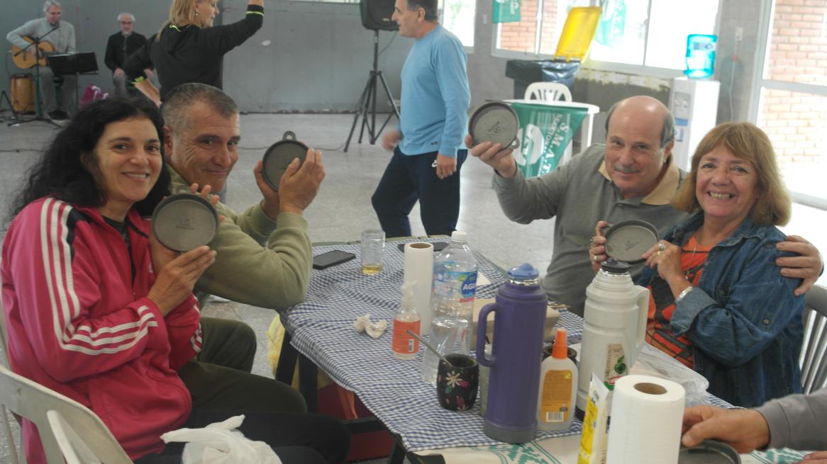 ALMUERZO PRESENTACIÓN COMISION JUBILADOS